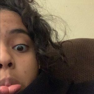 Meet your Posher, Veronica